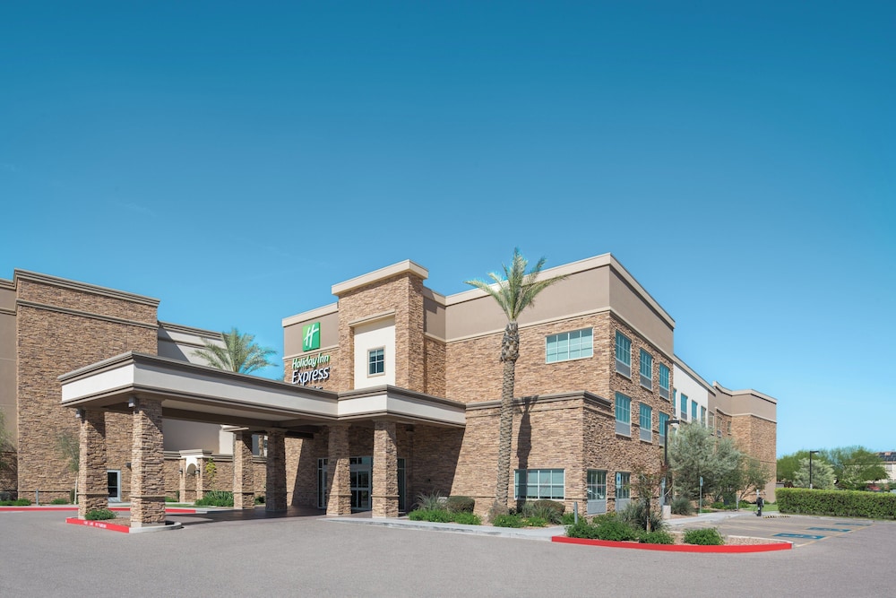 Holiday Inn Express & Suites Phoenix East Gilbert by IHG - photo 60