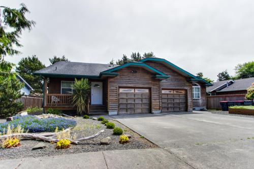 Edgewood Retreat in Seaside, United States