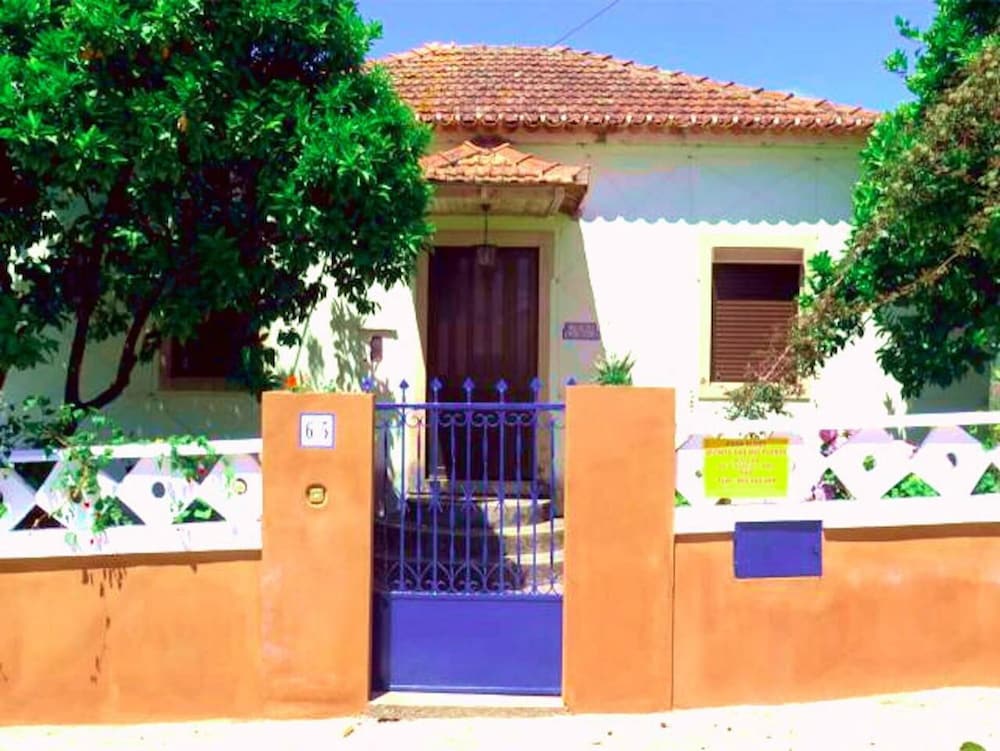 Charming Garden Retreat in Pedrogao Grande — 4-Star Luxury Hotel in Pedrogao Grande, Portugal