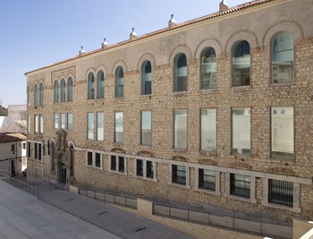 Albergue Inturjoven & Spa Jaen Hostel