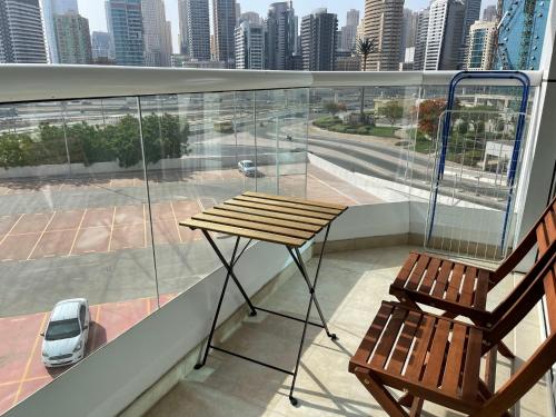 Near Metro Beautiful Modern 2 Bedroom Apt — Dubai — photo 2