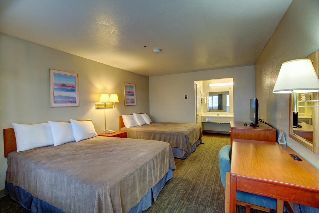 Good Nite Inn Salinas - photo 8