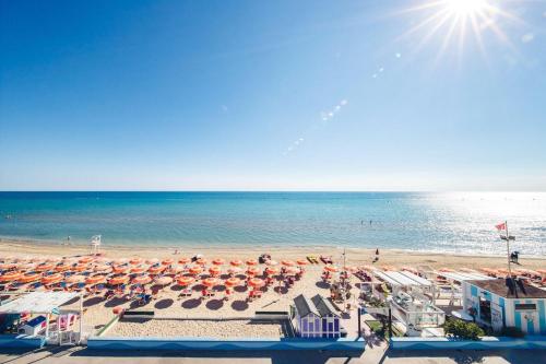 B&B El Gatt — 4-Star Luxury Hotel in Marotta, Italy