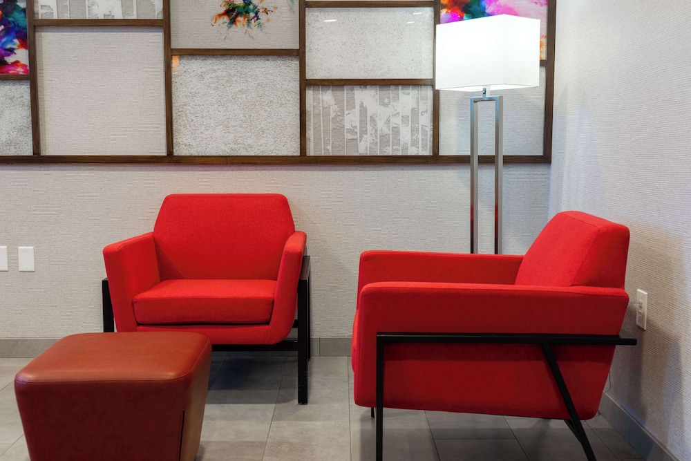 Hampton Inn Elkhorn Lake Geneva Area - photo 5