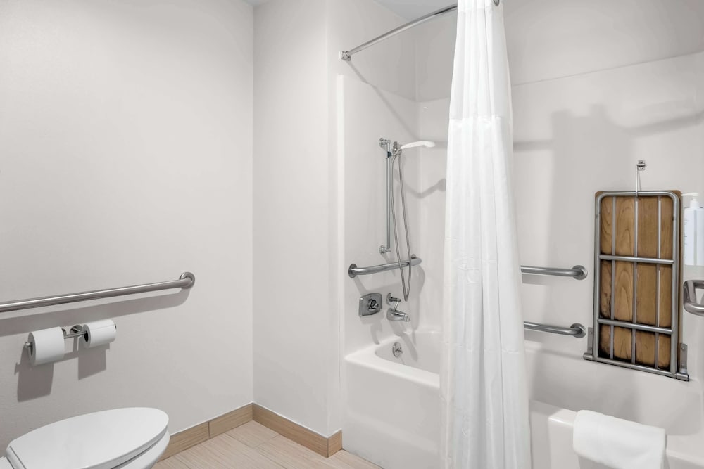 Comfort Inn Grapevine Near DFW Airport - photo 21