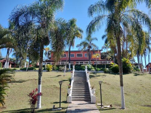 Pousada Solar Das Palmeiras — hotel in Joanopolis