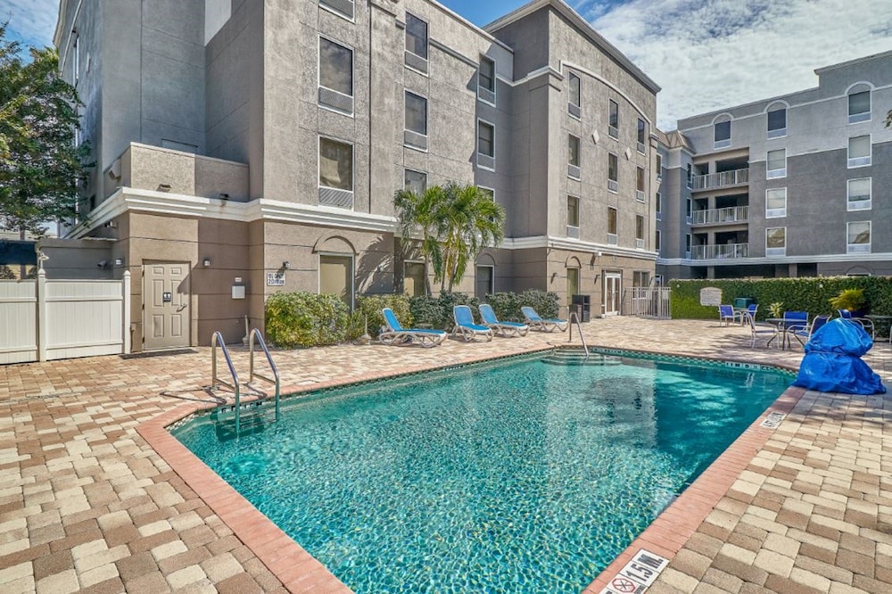 Holiday Inn Express Hotel & Suites Clearwater Us 19 N by IHG - photo 21