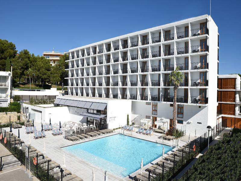 Hotel Sunclub Calavinya in Salou, Spain
