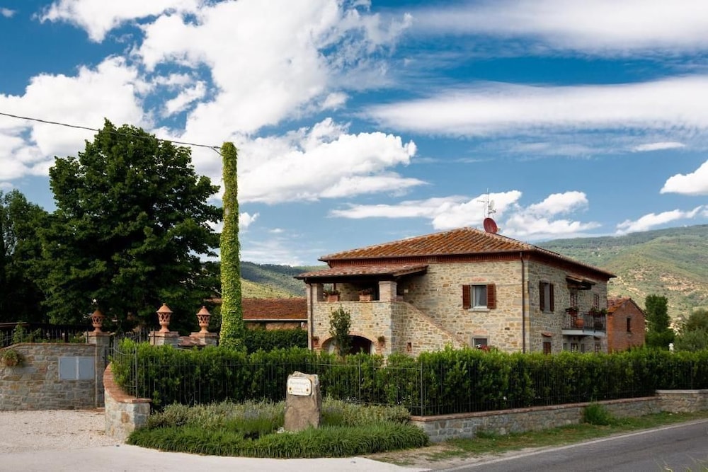 Fattoria Del Nonno Berto — Cortona