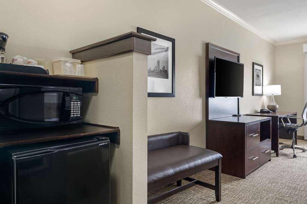 Comfort Inn & Suites Fort Worth Fossil Creek - photo 36