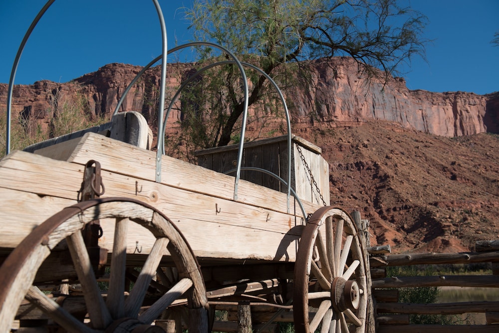 Red Cliffs Lodge - photo 81