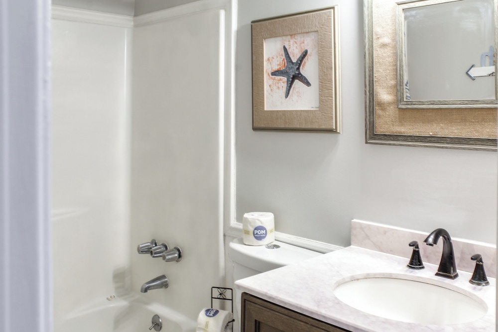 1 2 Mi to Beach: Condo in Hilton Head Resort - photo 14