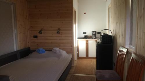 Vana Postimaja Accommodation — Suure Jaani — photo 5