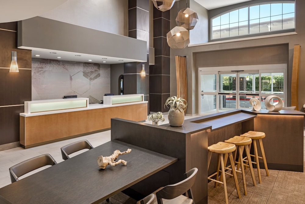 SpringHill Suites by Marriott Turlock - photo 4