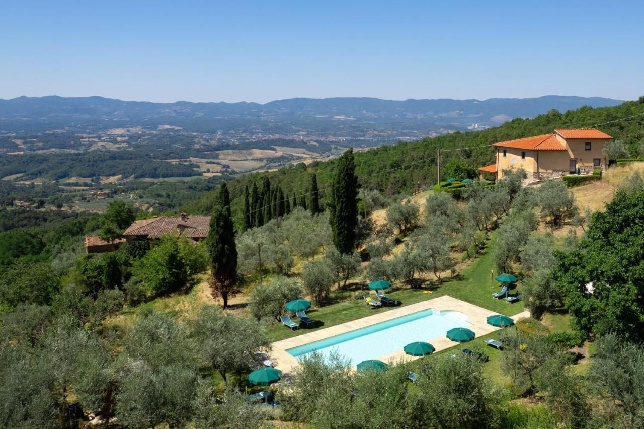 Podere Casarotta — 4-Star Luxury Hotel in Loro Ciuffenna, Italy