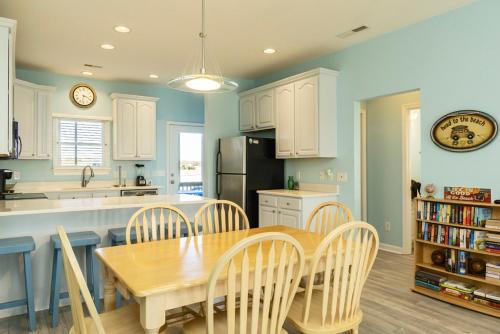 The Surf Shack by Oak Island Accommodations - photo 32