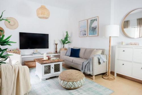 Alfonso Xii 28 Menyber in Nerja, Spain