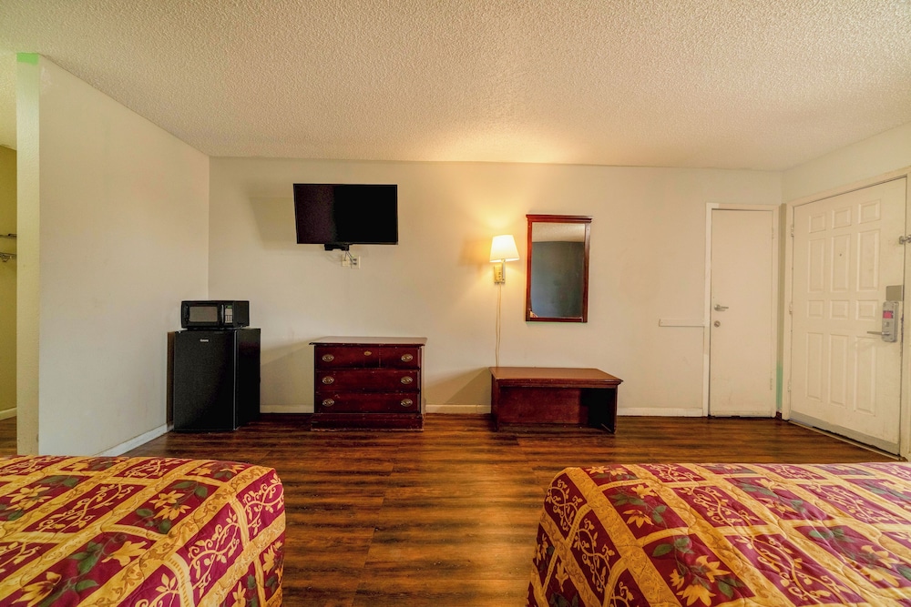 Executive Inn Mineral Wells - photo 29