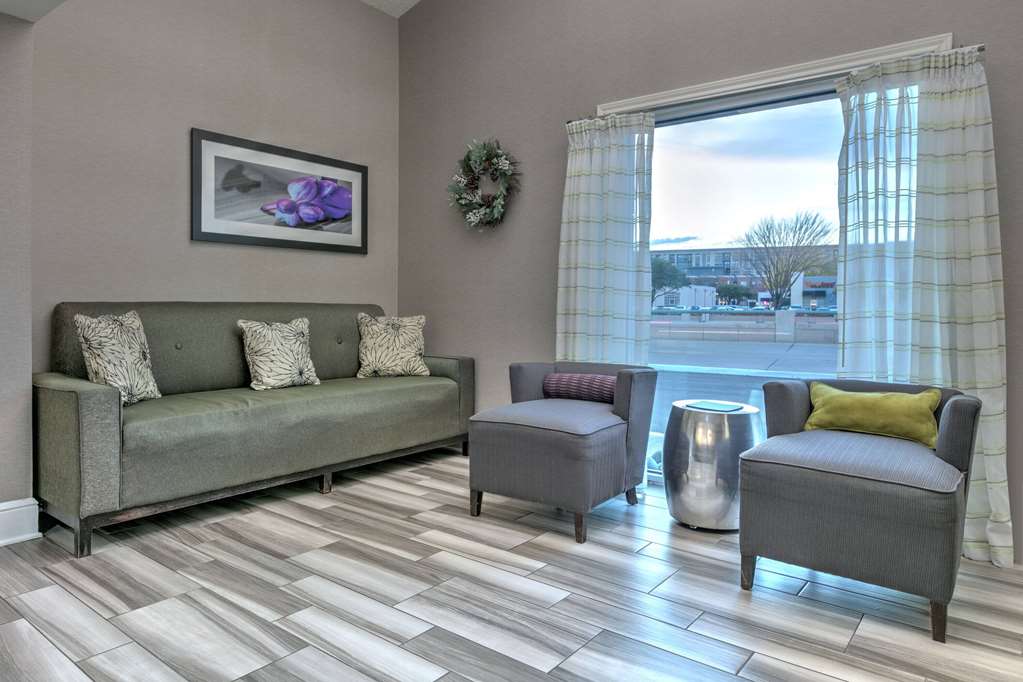 La Quinta Inn by Wyndham Dallas Uptown - photo 19