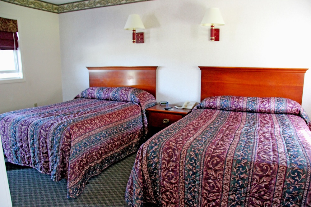 Potsdam Inn - photo 17