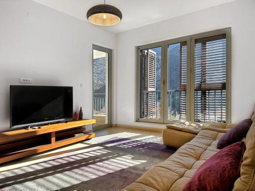 Lavander Bay E04 — 4-Star Luxury Hotel in Podgorica, Montenegro