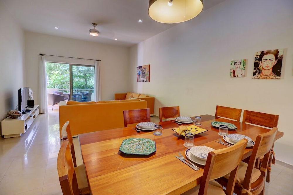 Riviera Maya Suites