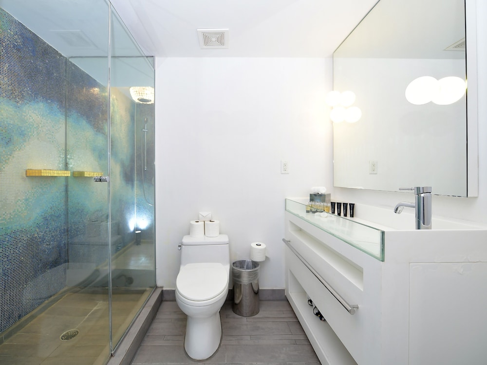 5 Condo Hotel South Beach bay View #1227 - photo 20