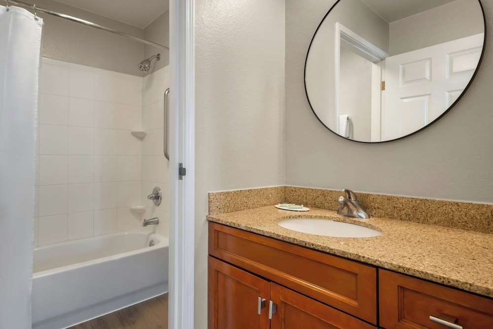 TownePlace Suites by Marriott Ontario Airport - photo 25