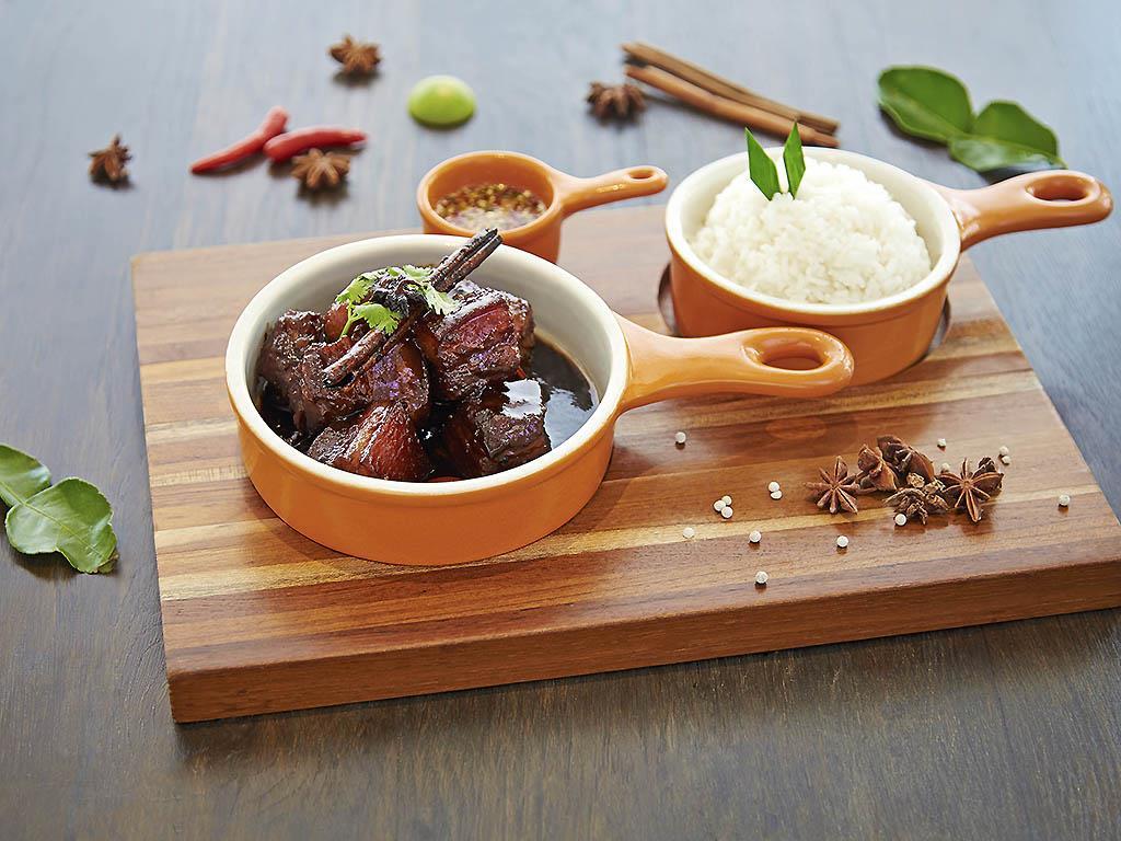 מזון ומשקאות