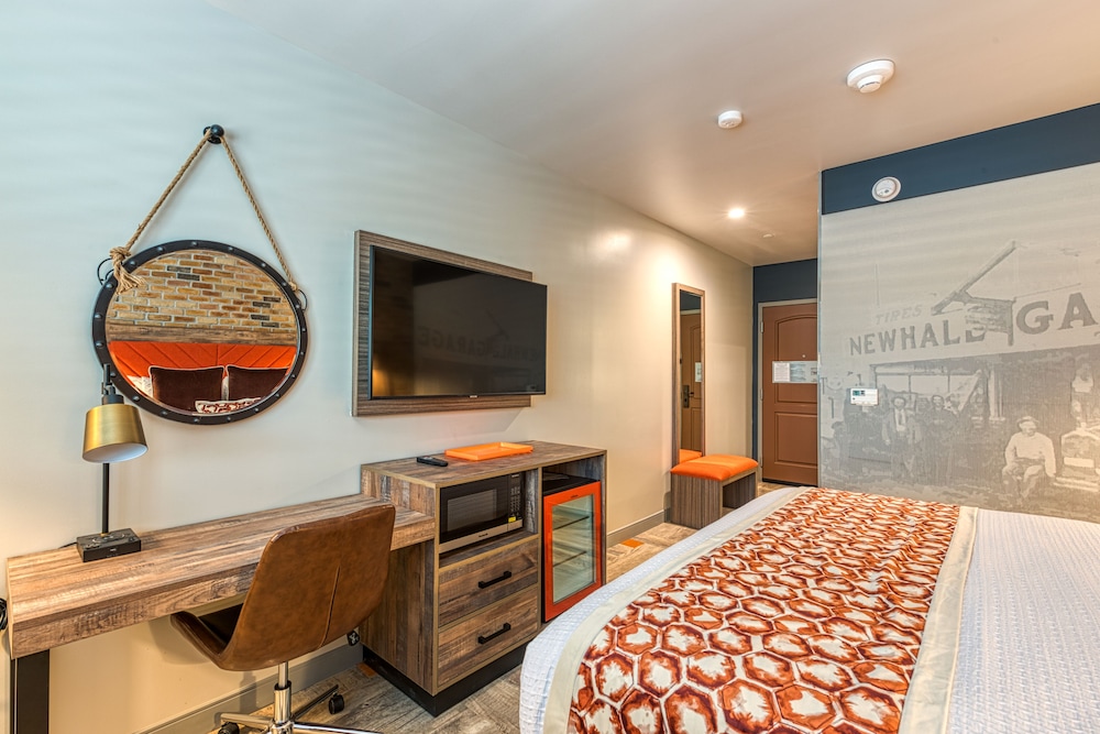 Hotel Lexen Newhall - photo 6