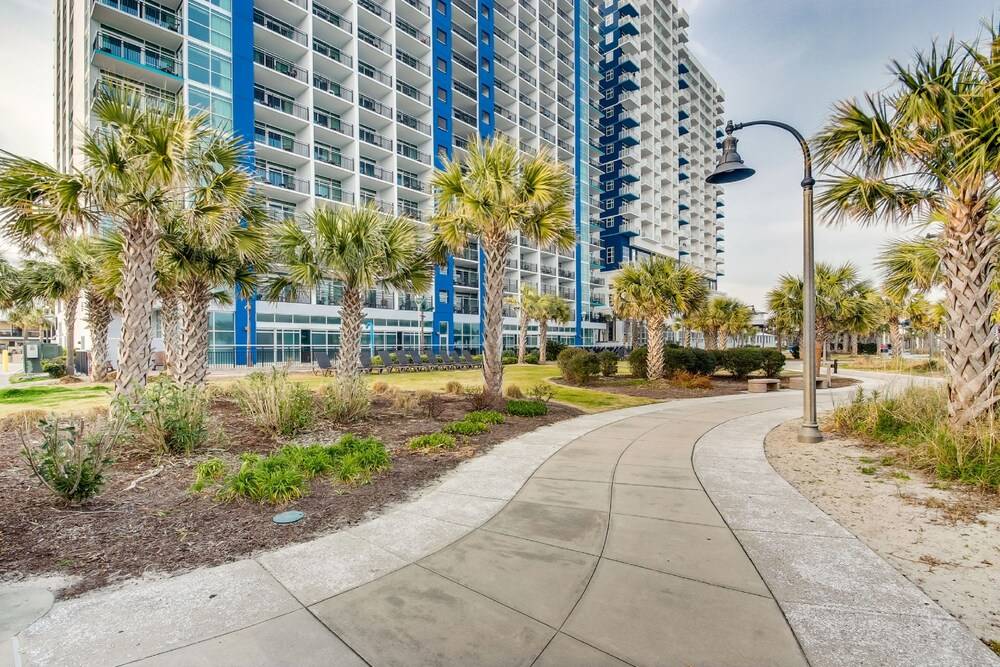 1BR Condo in Bayview Resort - photo 23