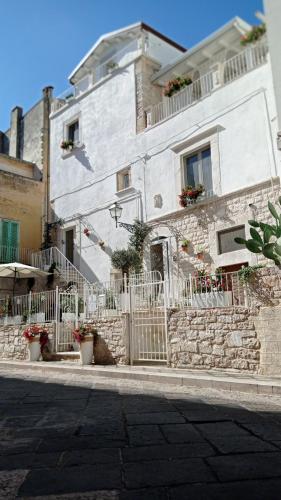 Torre Pendio b&b — 4-Star Luxury Hotel in Corato, Italy