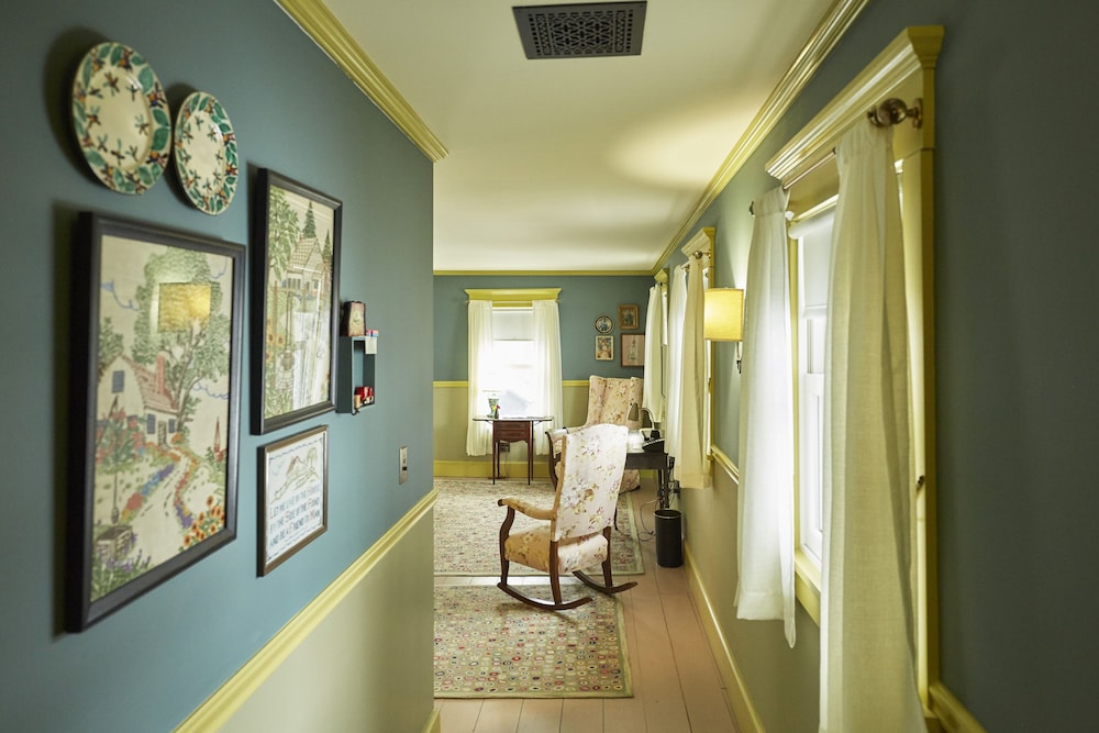 The Red Lion Inn - photo 11