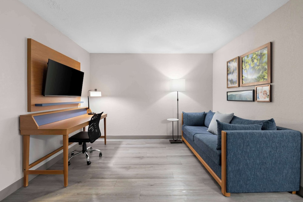 Country Inn & Suites by Radisson Coon Rapids MN - photo 49