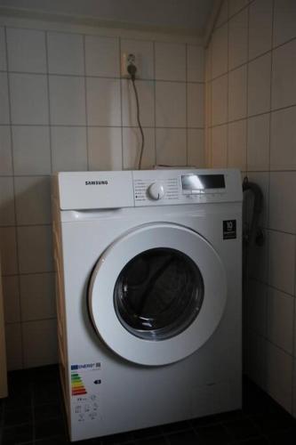 Sentral leilighet med 3 soverom 2etg — Harstad — photo 5