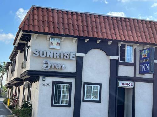 Sunrise inn - photo 27