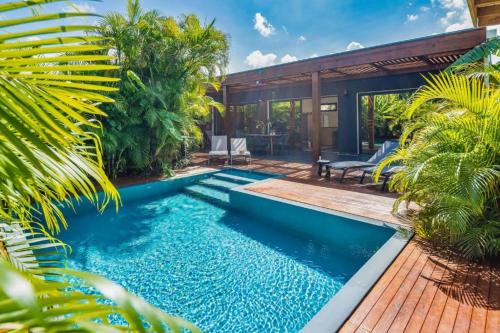 Villa Nouah 4 etoiles Luxe avec Piscine privee — 4-Star Luxury Hotel in Saint-Francois, Guadeloupe