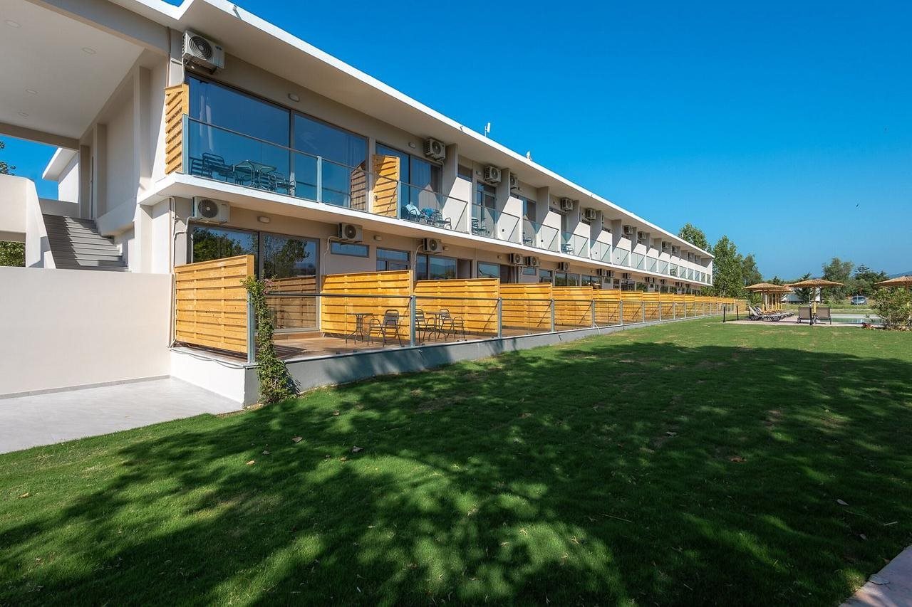 Blue Water Resort — hotel in Preveza