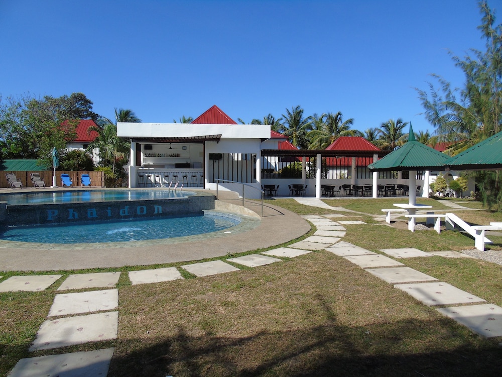 Phaidon Beach Resort