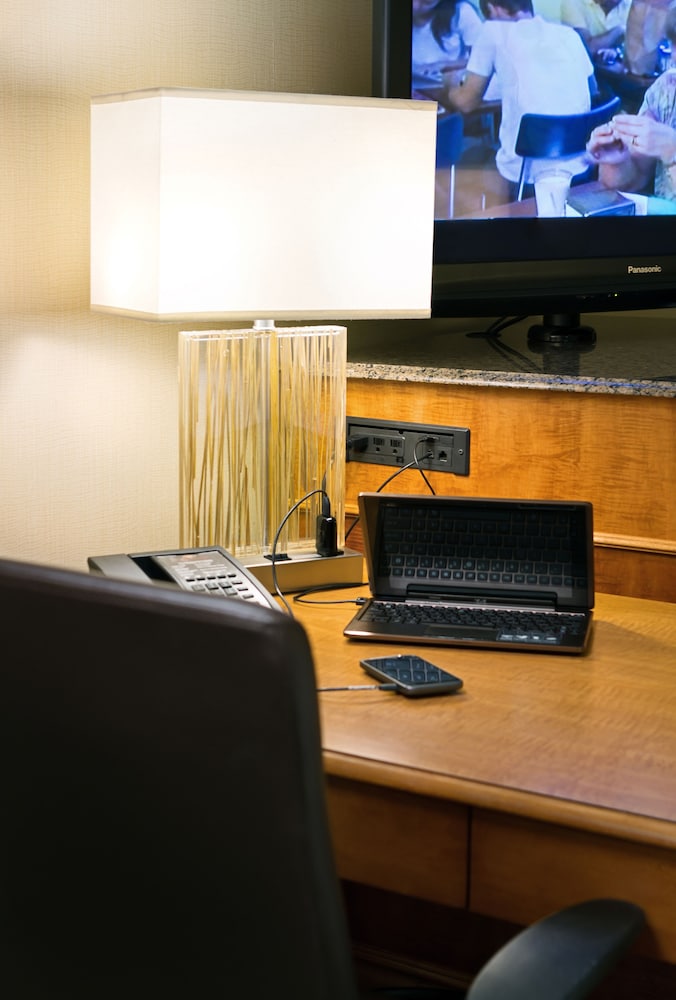 Crowne Plaza Minneapolis West by IHG - photo 20