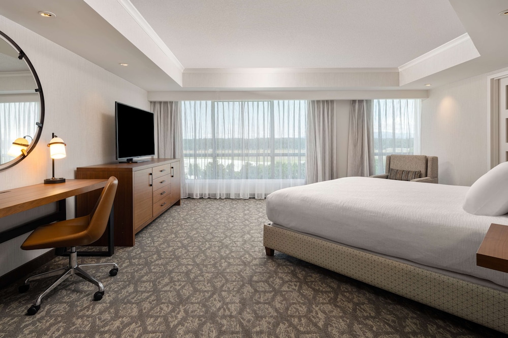 Embassy Suites by Hilton Portland Airport - photo 10