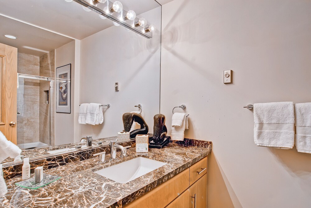 Highlands Slopeside by East West Hospitality - photo 380