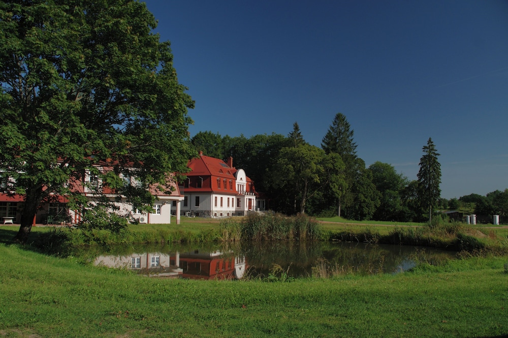 Dwór Uradz - last minute hotel in Unknown City