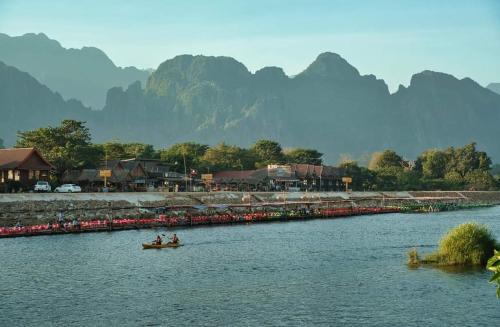 Hana VangVieng Hotel in Vangviang, Laos
