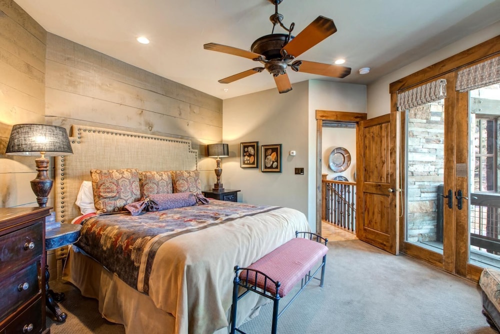 Best Location Steps to Main St Free City Bus to Deer Valley PC Resort Expansive 4 Bedroom Penthouse with Hot Tub BBQ PRH 685 by KBM Resorts - photo 9