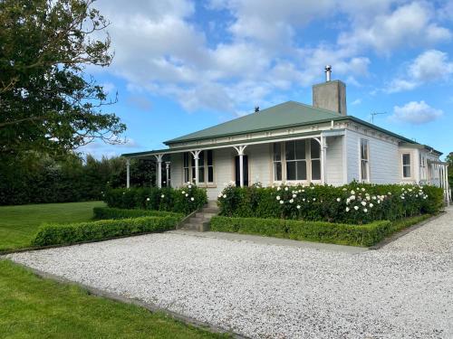 Botham's Beauty Blenheim Holiday Home — 4-Star Luxury Hotel in Blenheim, New Zealand