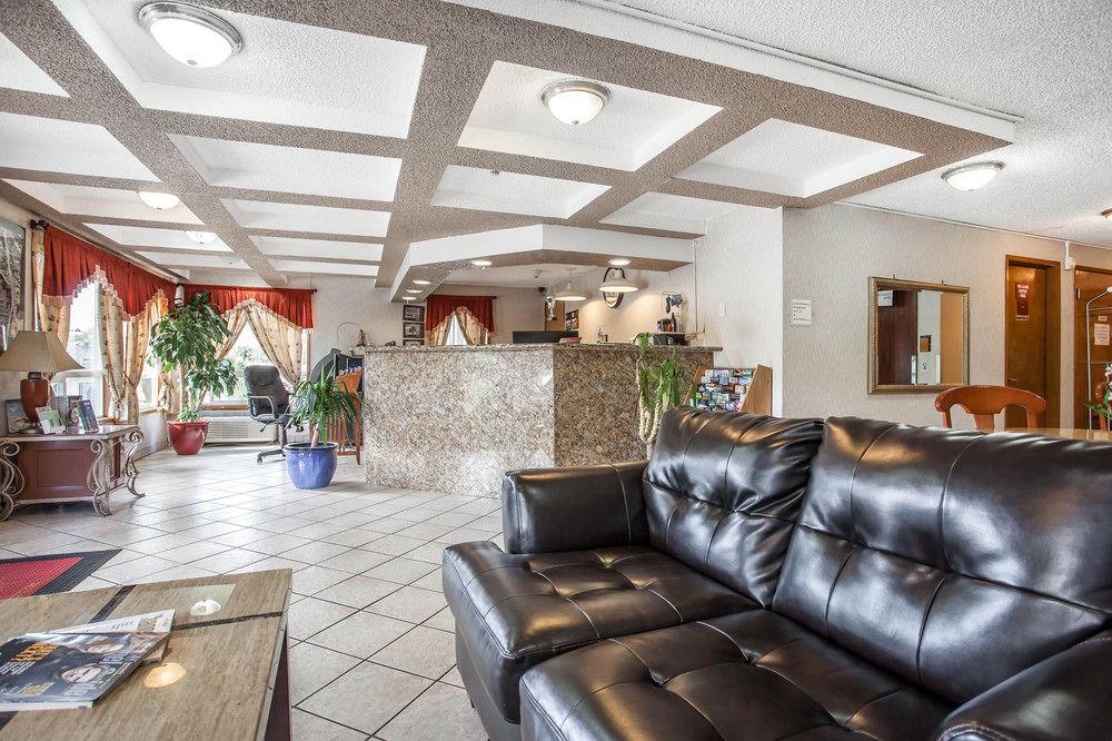 Econo Lodge SeaTac Airport North Seattle - photo 20
