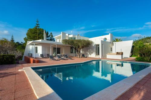 Can Lluc - carbon neutral hotel in Santa Eularia Des Riu