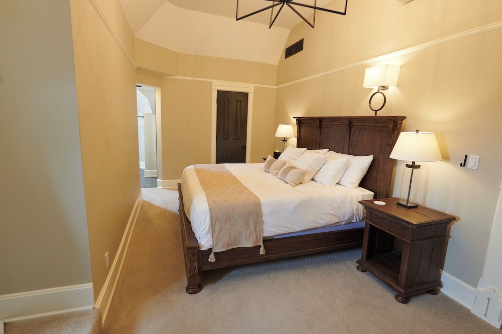 Inn At Pine Terrace - photo 17