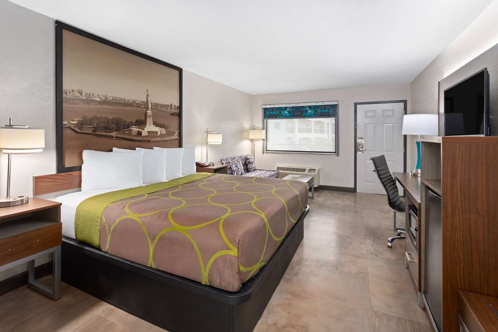 Super 8 by Wyndham Prattville Montgomery - photo 21